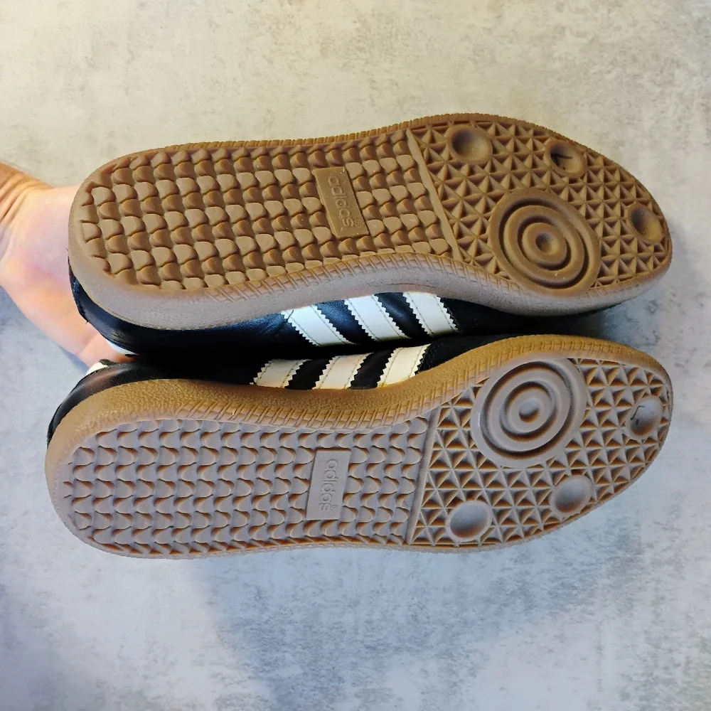 Adidas Samba OG Sneaker Black White Gum Bottom Mens 8.5 Suede Leather Classic‎